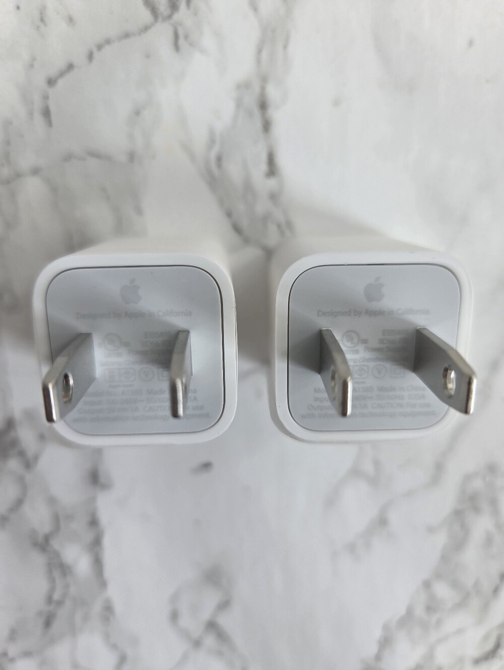 Apple 5W USB Power Adapter A1265 Wall Charger Lot of 2  iPhone iPod